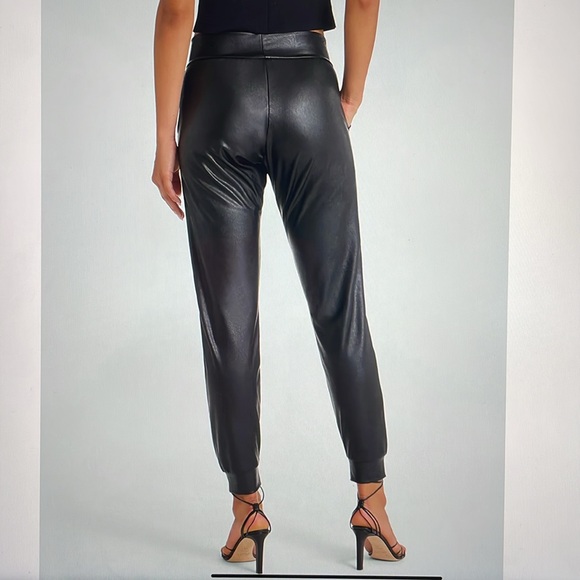 Commando Faux Leather Joggers L NWT Four-Way Stretch Relaxed Fit Black - Picture 2 of 14